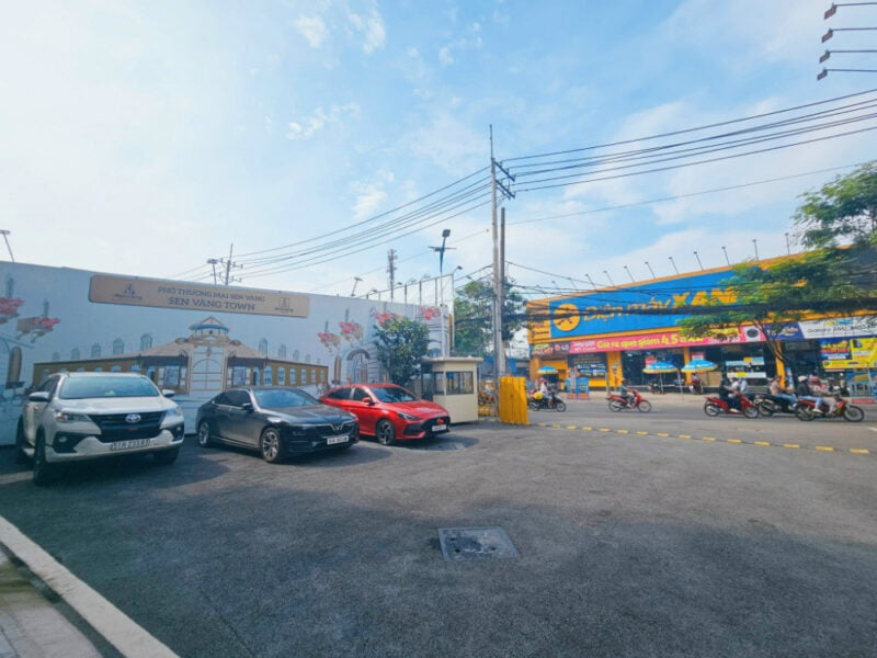 Cần bán gấp căn ShopHouse mặt tiền